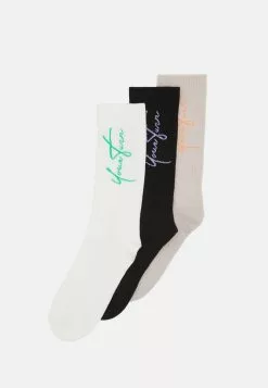 Excellente qualité YOURTURN YRTRN LOGO 3 PACK - Chaussettes stocking men 7 Excellente qualité YOURTURN YRTRN LOGO 3 PACK - Chaussettes stocking men -Vêtements Boutique f0e388c08ad449d2b6d5d8e2f2ad0186 1
