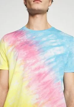 YOURTURN Prix Distinctifs UNISEX SET - T-shirt imprimé combination clothing Normale all -Vêtements Boutique f1faf776cf7649fa806412e36b4e3676