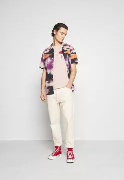 YOURTURN Prix Bradés UNISEX - T-shirt imprimé t shirt Col rond all -Vêtements Boutique ff599f56877b458fb9906d683072ba79