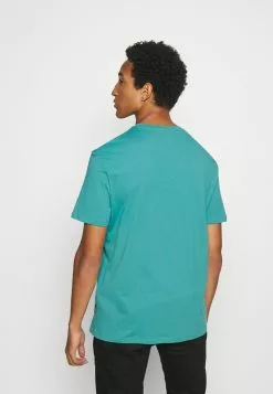 YOURTURN Bon Rapport Coût-Efficacité 5 PACK - T-shirt basique t shirt Col rond all -Vêtements Boutique ffbd110bff4c44e2908f3c1c77116d7d